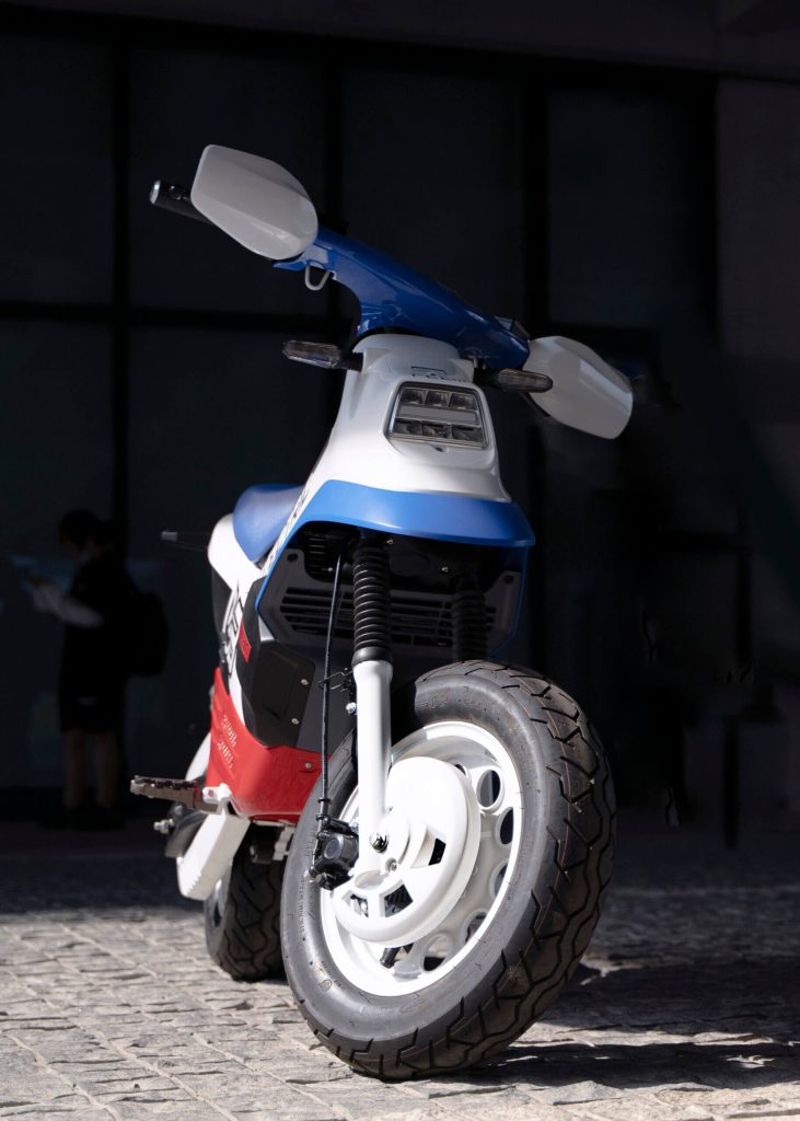 Felo FW03 Elektroroller Cub Motorcross Roller Felo FW03 Elektroroller Cub Motorcross Roller